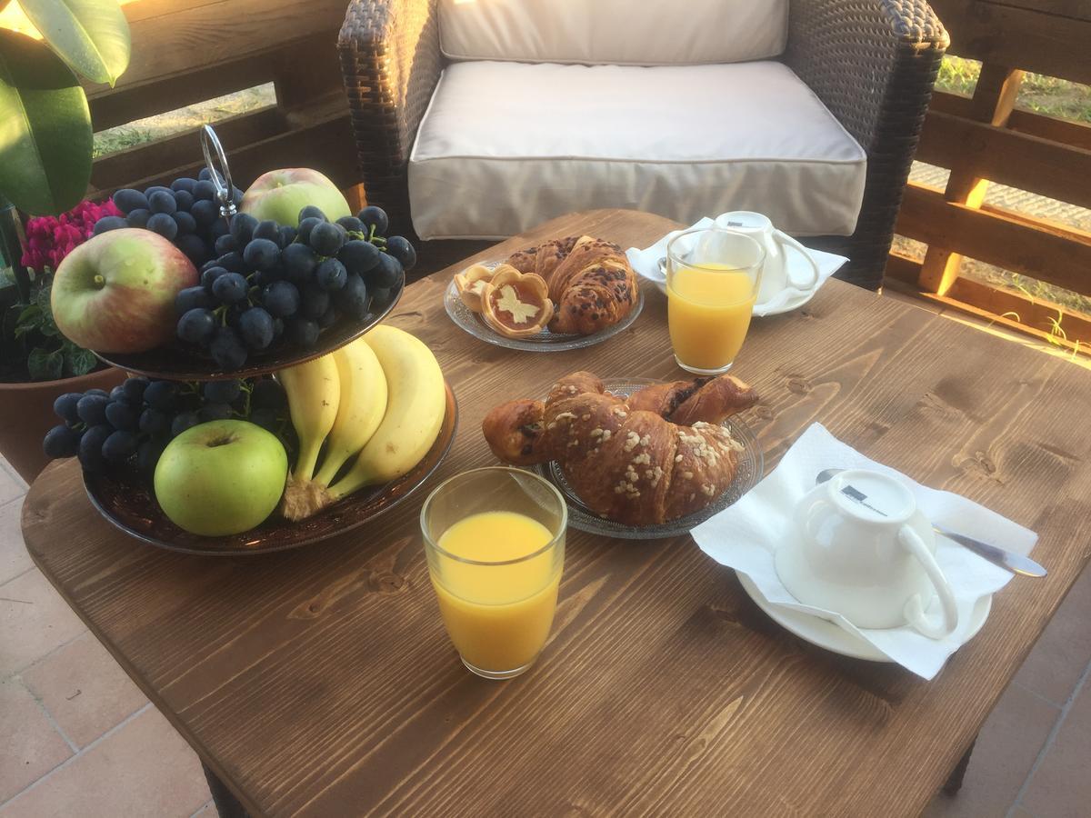 Bba2Passi Bed & Breakfast Marina di Massa Ngoại thất bức ảnh