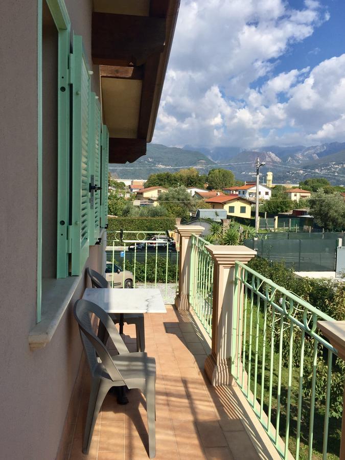 Bba2Passi Bed & Breakfast Marina di Massa Ngoại thất bức ảnh