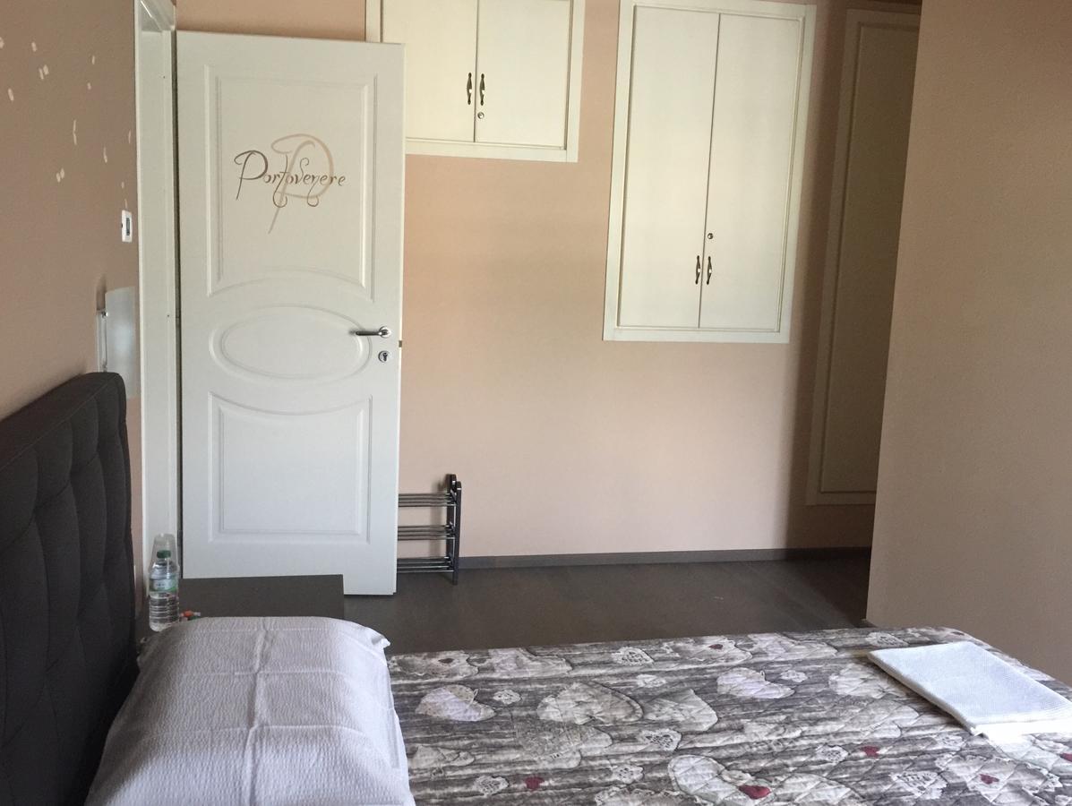 Bba2Passi Bed & Breakfast Marina di Massa Ngoại thất bức ảnh