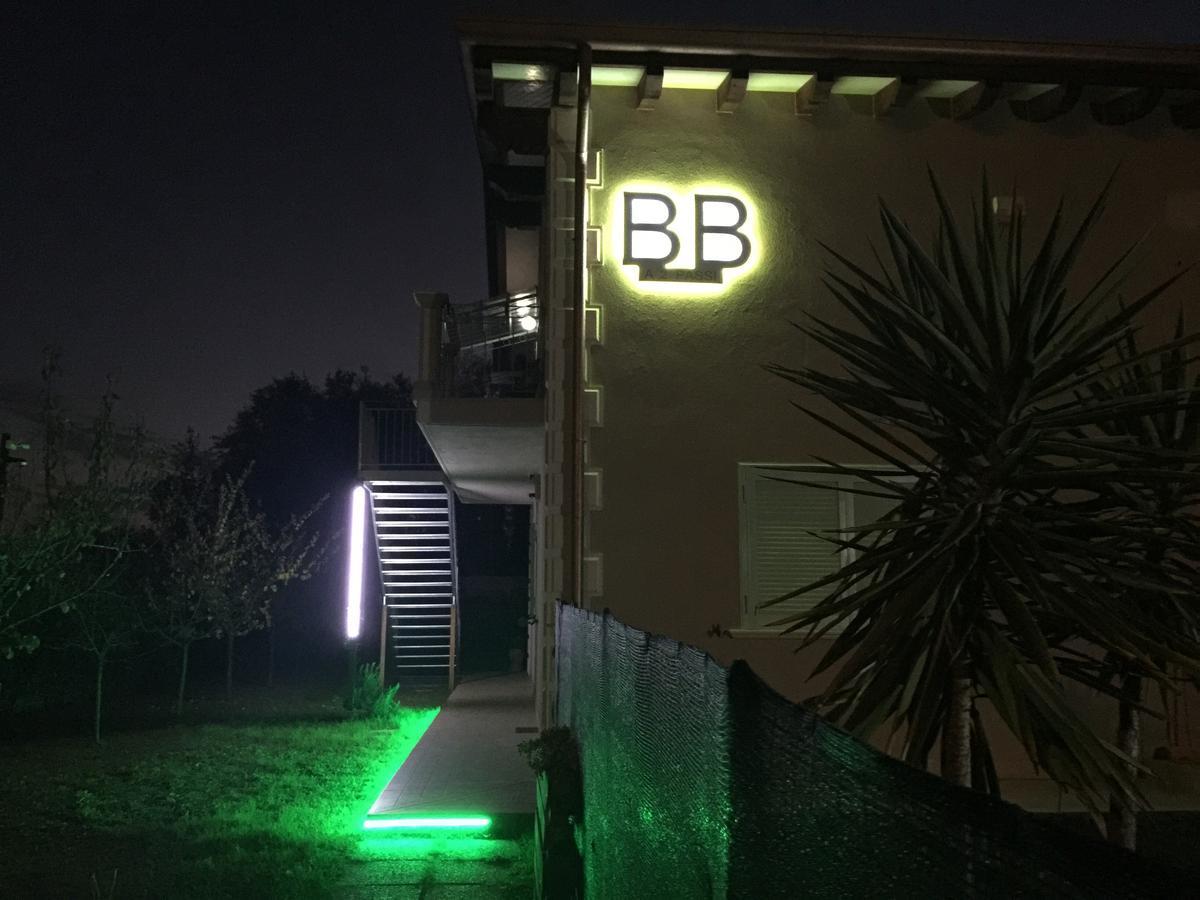 Bba2Passi Bed & Breakfast Marina di Massa Ngoại thất bức ảnh