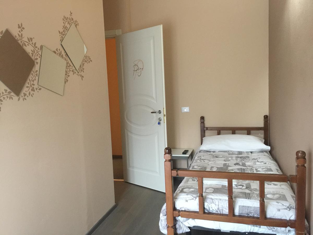 Bba2Passi Bed & Breakfast Marina di Massa Ngoại thất bức ảnh